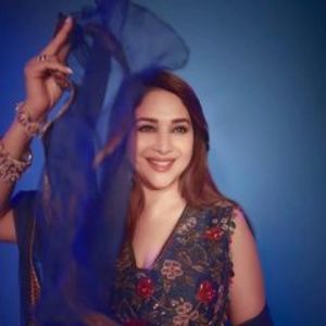 Meet your Posher, Samina